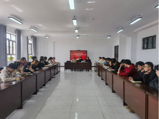 凝心聚力促提升 砺技强能攀高峰--2025年新疆职业院校技能大赛专题座谈会圆满收官！