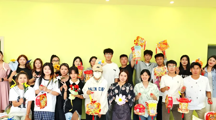 手作团圆·点亮中秋——团学干部国风灯笼手工制作