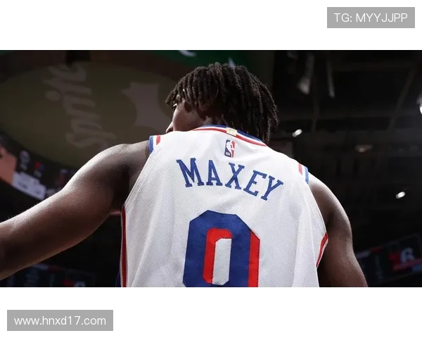 斯玛特追身大帽震撼全场引爆11月3日NBA十佳球华丽时刻集锦