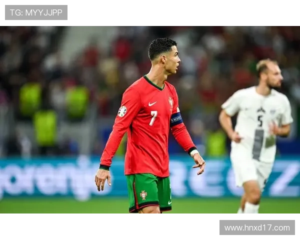 C罗四十岁依然年轻面容整形医生揭秘其可能的多次整形手术经历