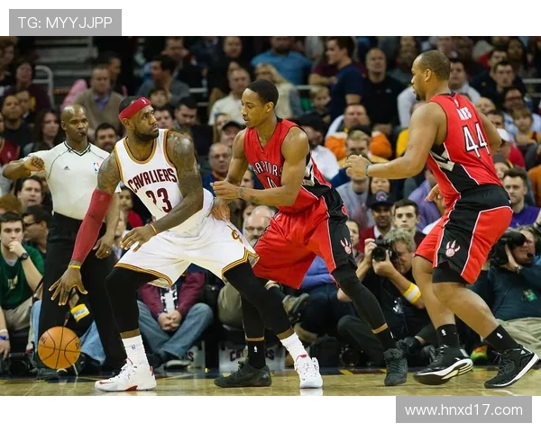 詹姆斯与杜兰特防守表现对比分析后期状态差异显著